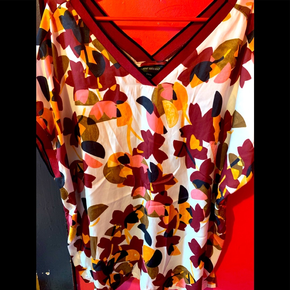 Pretty Lane Bryant loose fit top